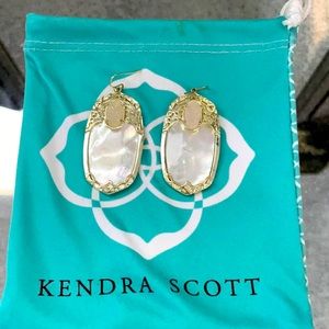 Kendra Scott Mother of pearl stone